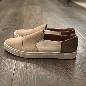 Frye color lock suede sneakers! Size 7.5